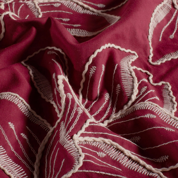 Voile fabrik Blumen Bordeauxrot